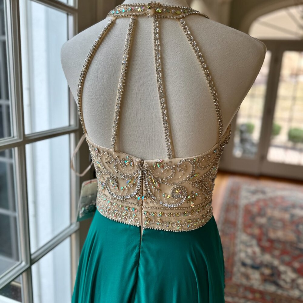 Clarisse - Emerald Green Beaded A-Line Prom Gown - Style 3465 - Size 6 - NWT - Picture 6 of 10